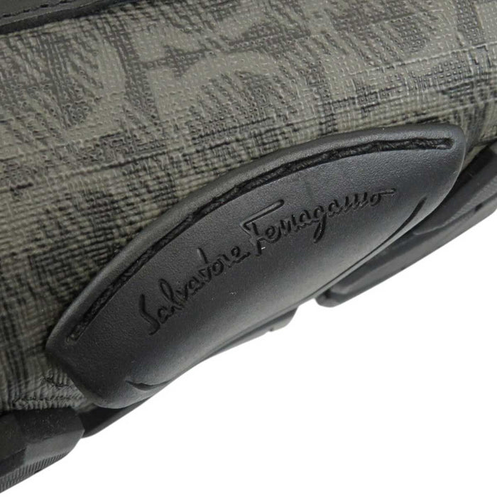 Salvatore Ferragamo 
総柄 レザー 
ガンチーニ ドライビングシューズ