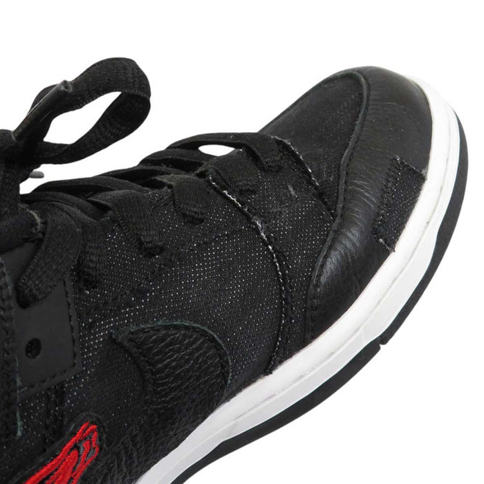 NIKE 
WASTED YOUTH Collaboration Canvas Leather Tulip Embroidery 
SB DUNK LOW PRO QS Sneakers 
Skateboarding Dunk Low Pro Quickstrike