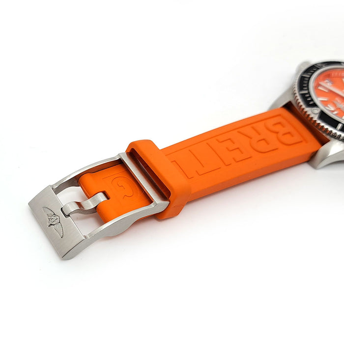 BREITLING 
Superocean 36 
With box and warranty card