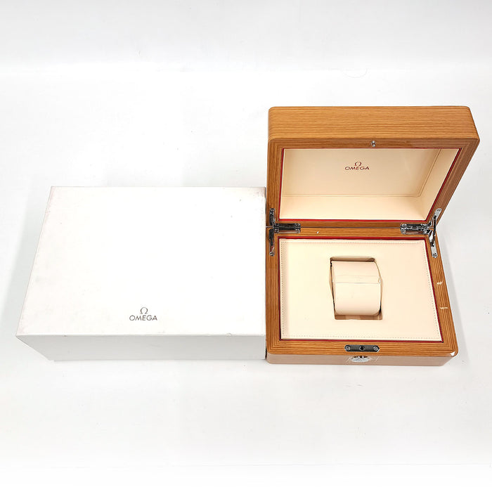 OMEGA
Constellation Day-Date
With Box