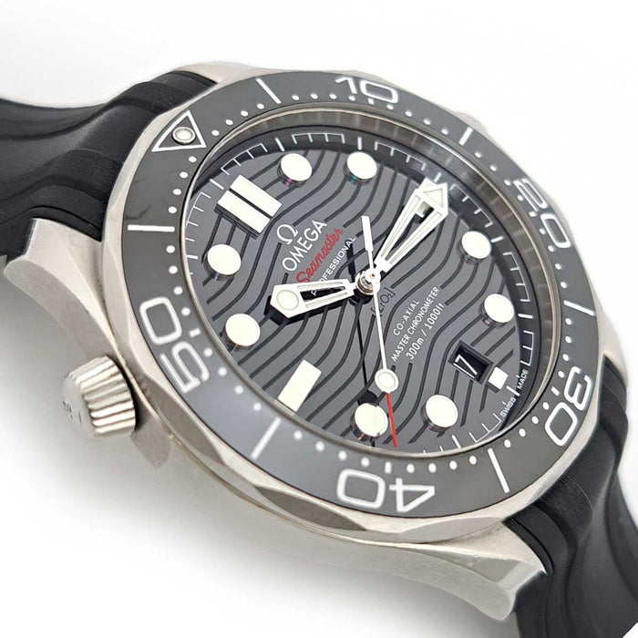 OMEGA Seamaster Diver 300M Co-Axial Master Chronometer With Box and Warranty Card