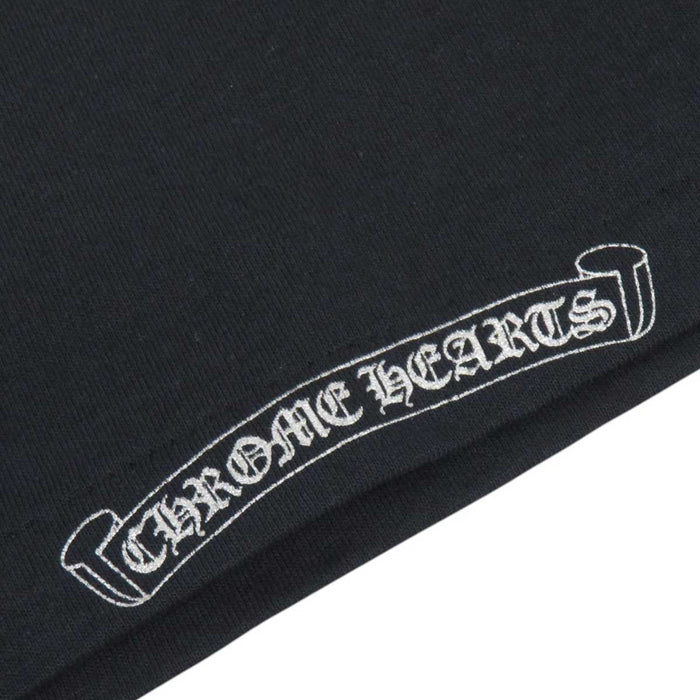 CHROME HEARTS 
OLD CEMETERY CROSS TEE Vintage Horseshoe Cotton 
Cemetery Cross Back Print T-shirt
