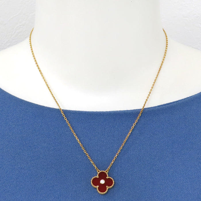 Van Cleef & Arpels 
Vintage Alhambra Necklace 2011 Holiday Limited Edition
