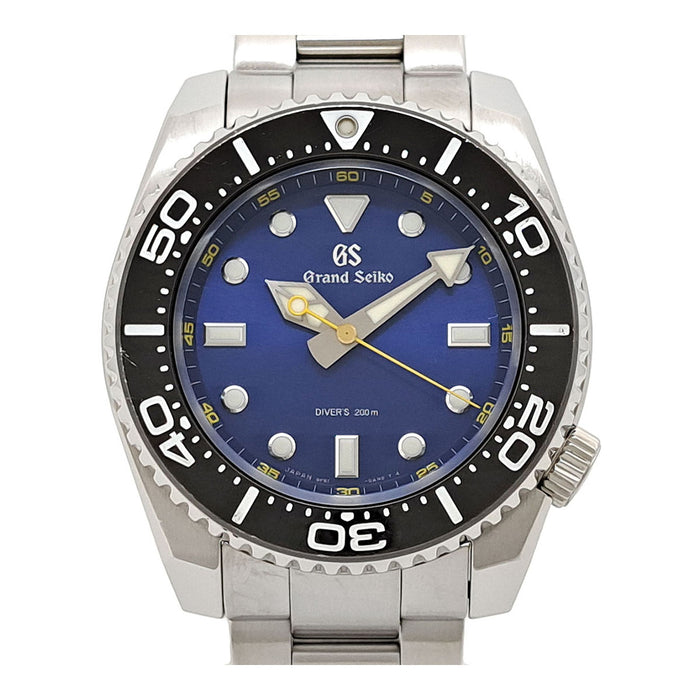 SEIKO
Grand Seiko 9F Quartz
With Box and Warranty Card