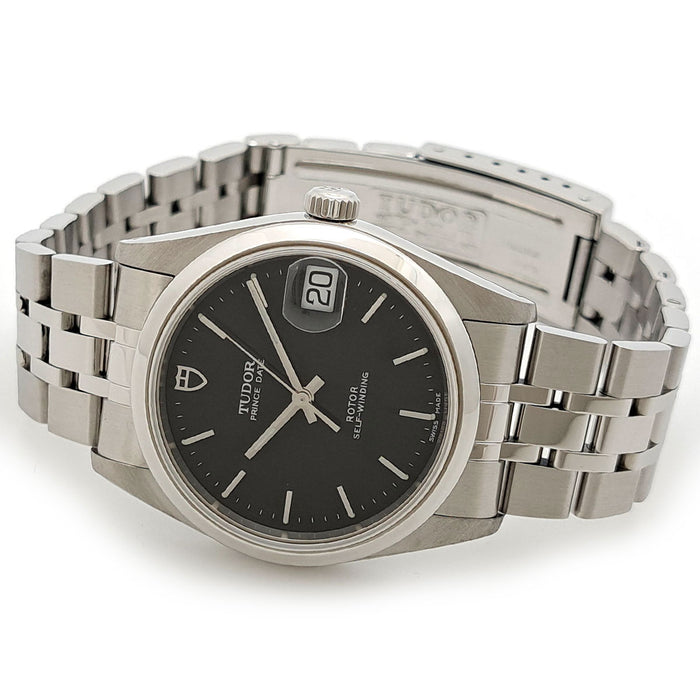 TUDOR
Prince Date
With box and warranty card