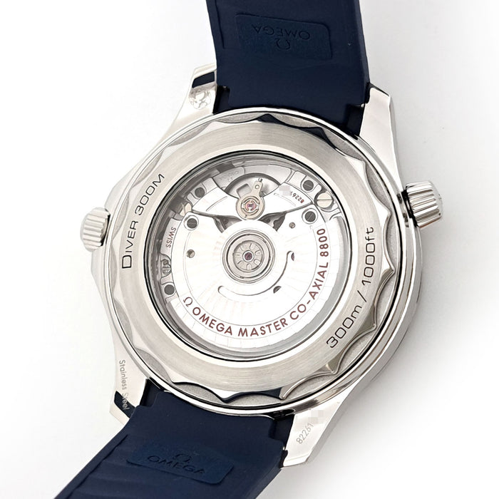 OMEGA 
シーマスター ダイバー 300M コーアクシャル 
箱ギャラ付