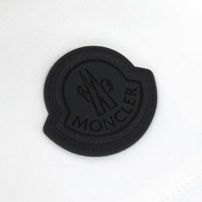 MONCLER 
ワッペン 2021年製 コットン 
MAGLIA T SHIRT マグリア ロゴ プリント Tシャツ