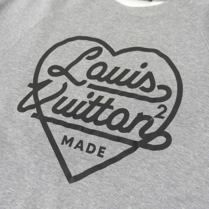 LOUIS VUITTON 
LV コットン 裏起毛 RM221M UYR HMY02W 
NIGO コラボ ハート ロゴ スウェット