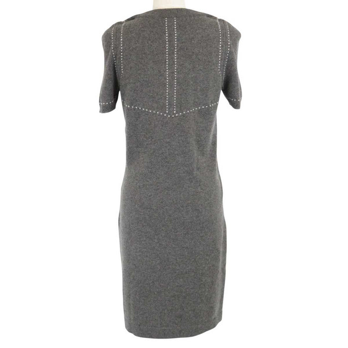 CHANEL
COCO Coco Button 09A
Coco Mark Cashmere Short Sleeve Knit Dress