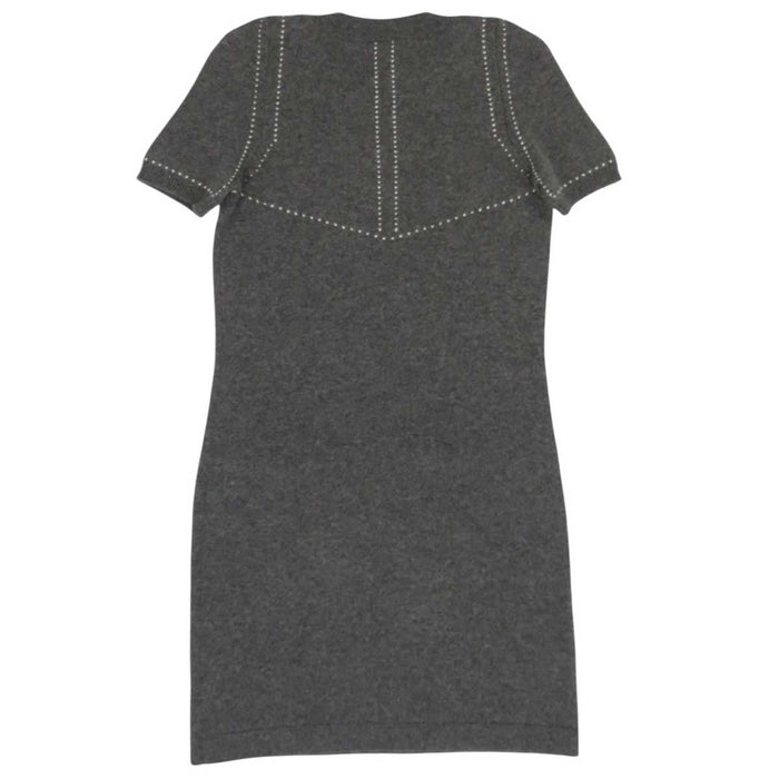 CHANEL
COCO Coco Button 09A
Coco Mark Cashmere Short Sleeve Knit Dress