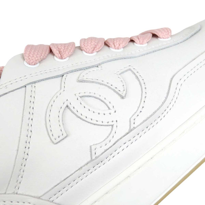 CHANEL 
ロゴ COCO CC スポーツシューズ 
ココマーク レースアップ レザー スニーカー
