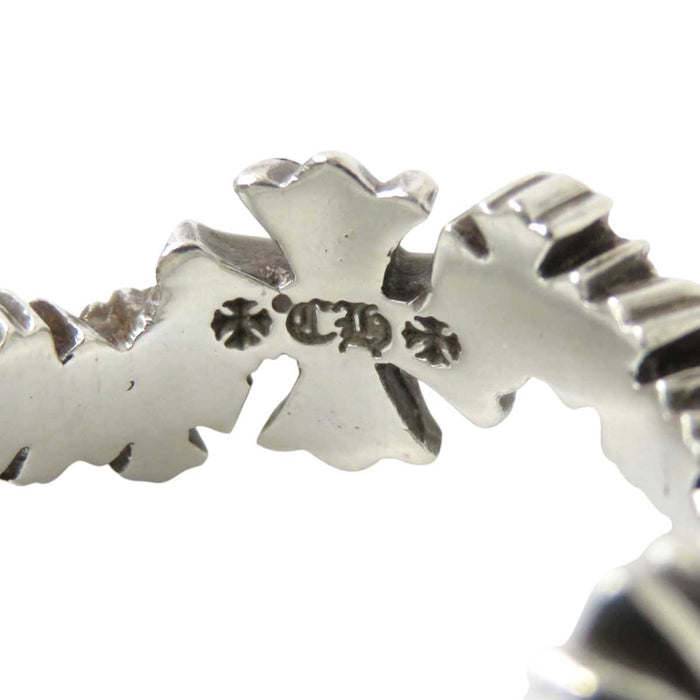 CHROME HEARTS
CH Cross PLUS WAVE Logo CH Silver
Plus Wave Ring