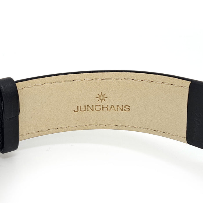 JUNGHANS 
Max Bill Automatique 
Avec boîte et garantie