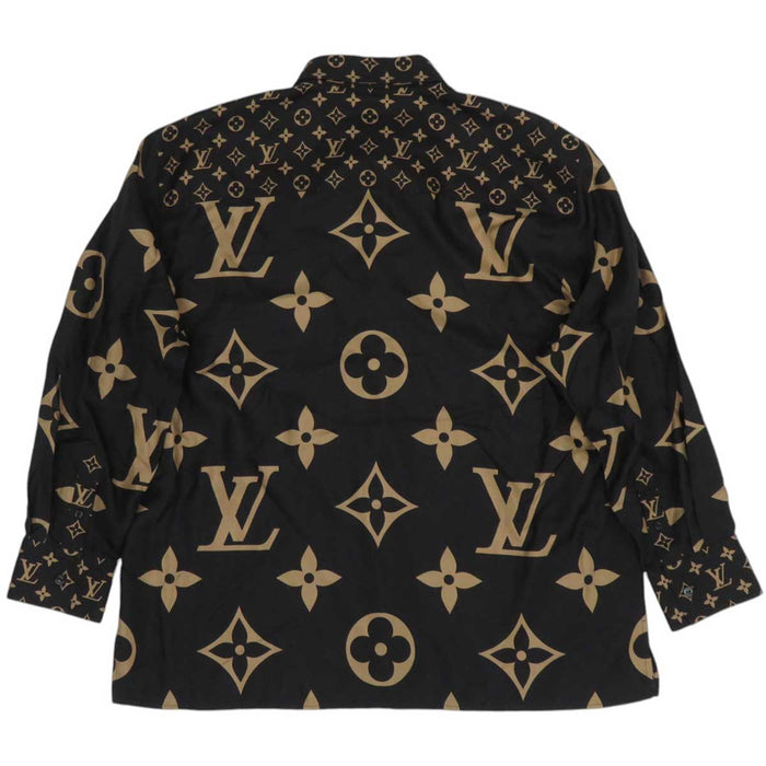 LOUIS VUITTON
LV Logo All-over Pattern RW212W FM3 FLBL38
Monogram Silk Shirt