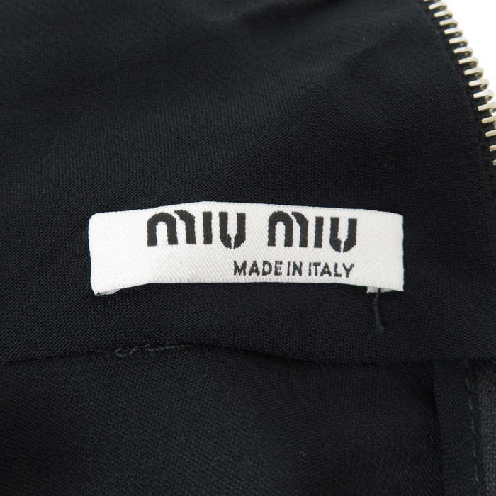 MIUMIU
Sheer High Neck
Sequin Logo Cropped T-Shirt