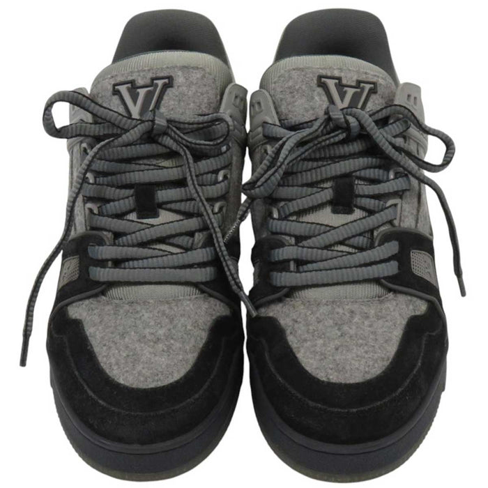 LOUIS VUITTON 
LV ロゴ 
トレイナー ライン スニーカー