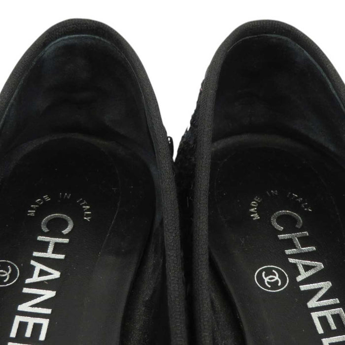 CHANEL
Logo COCO CC Round Toe
Coco Mark Ribbon Sequin Ballet Shoes