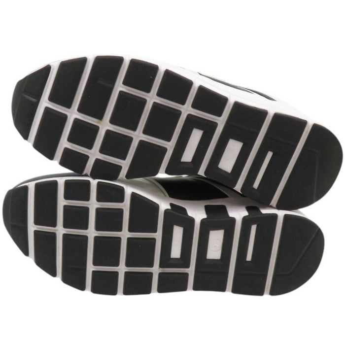 GUCCI
Logo GG bicolore stringate
sneakers in pelle basse con interlocking G