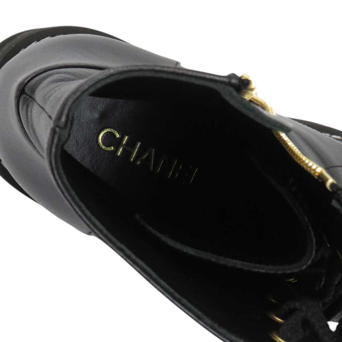 CHANEL 
Logo COCO CC Platform Shoes 
Coco Mark Leather Short Boots