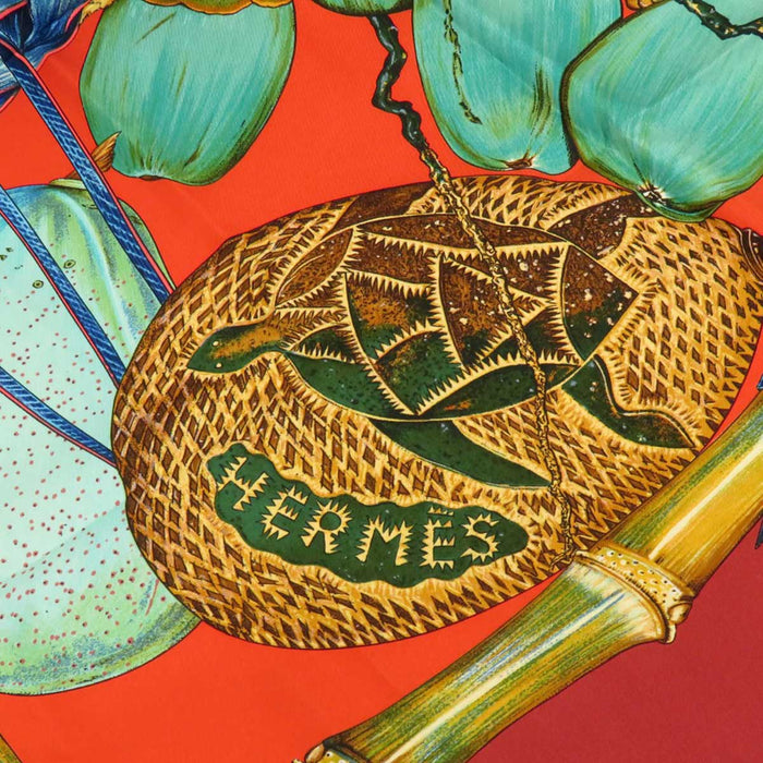 HERMES 
大判 木の実 
カレ 90 JARDIN CREOLE クレオルの楽園 シルク スカーフ
