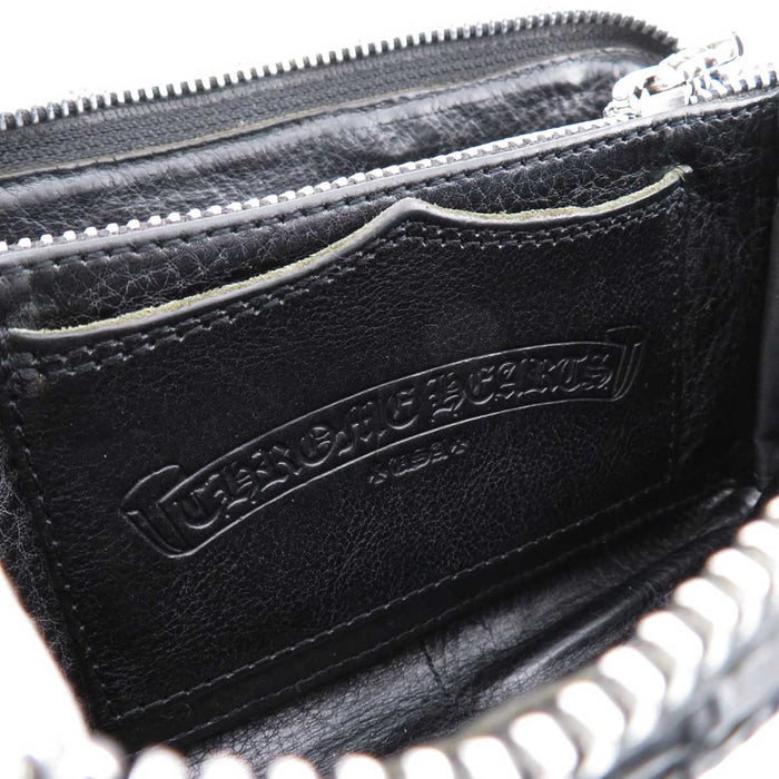CHROME HEARTS 
CH Etichetta Scroll Pugnale Zip Pelle 
REC F ZIP #2 Portafoglio Trapuntato Croce Cimitero