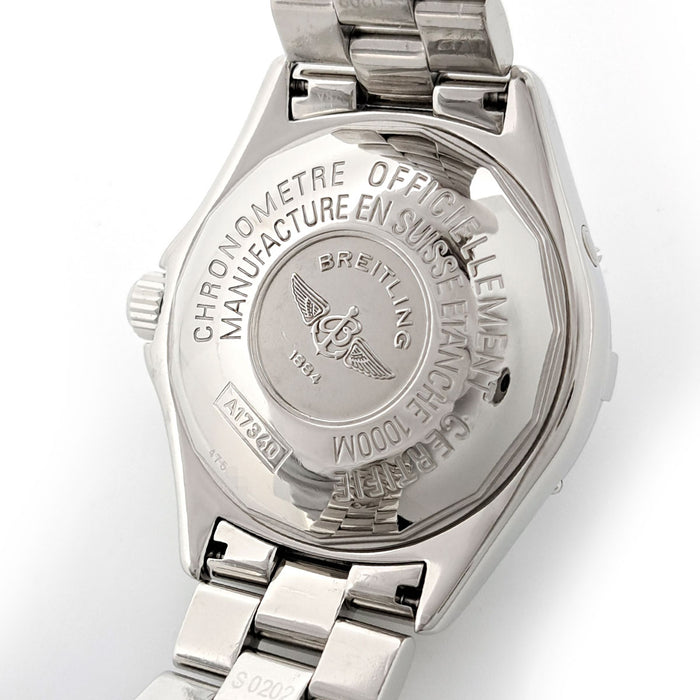 BREITLING 
Superocean Overhauled 
With box and warranty card
