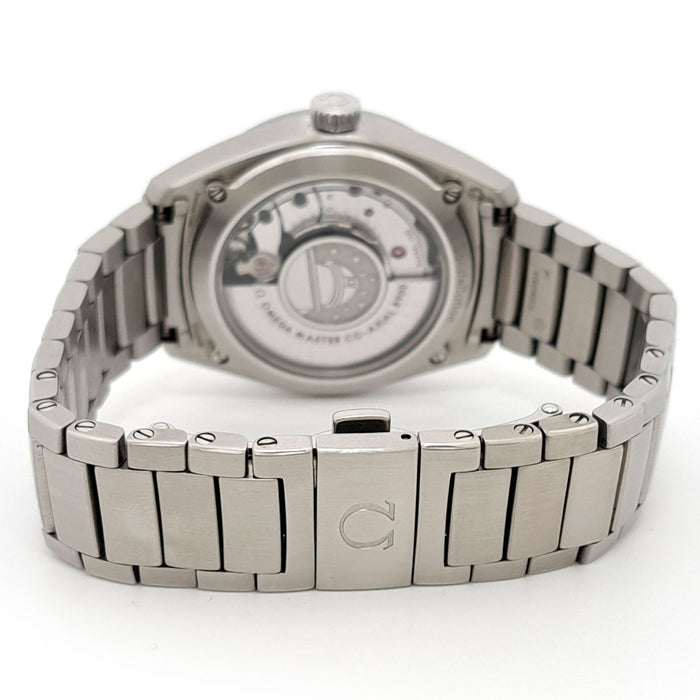 OMEGA
Constellation Globemaster
With box and warranty card