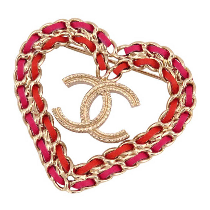 CHANEL 
B18P COCO CC Gold Color Metal 
Coco Mark Leather Heart Brooch