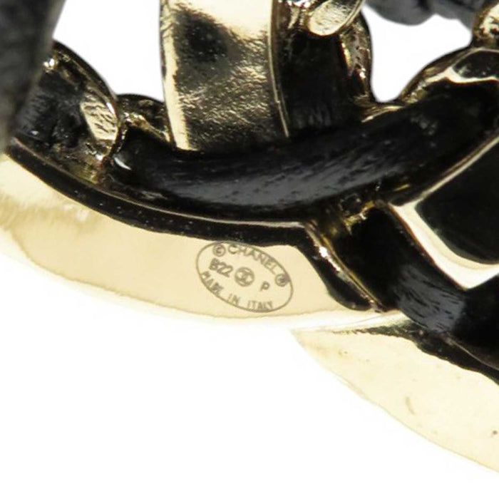 CHANEL 
COCO CC Logo Chain B22P 
Coco Mark Scrunchie