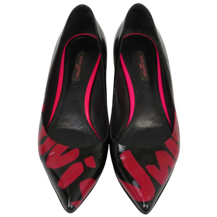 LOUIS VUITTON
LV Patent Low Heel
Graffiti Flat Pumps
