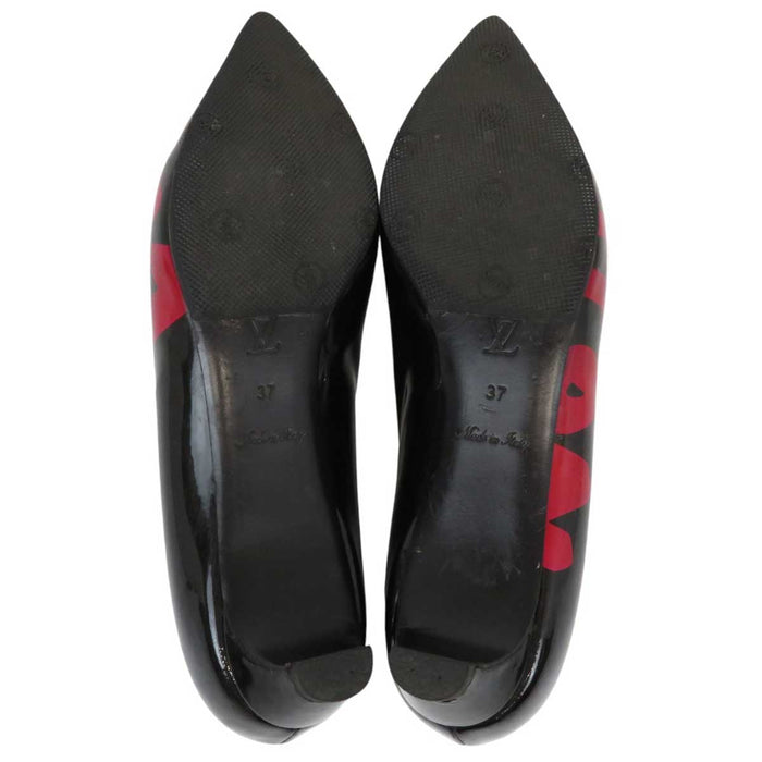 LOUIS VUITTON 
LV パテント ローヒール 
グラフィティ フラット パンプス