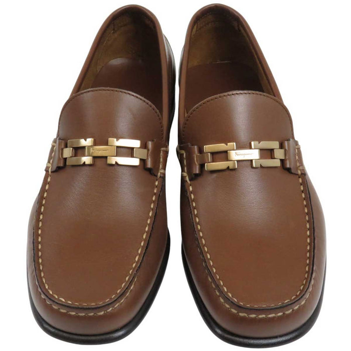 Salvatore Ferragamo 
ロゴ ゴールドカラー金具 
ビット ローファー