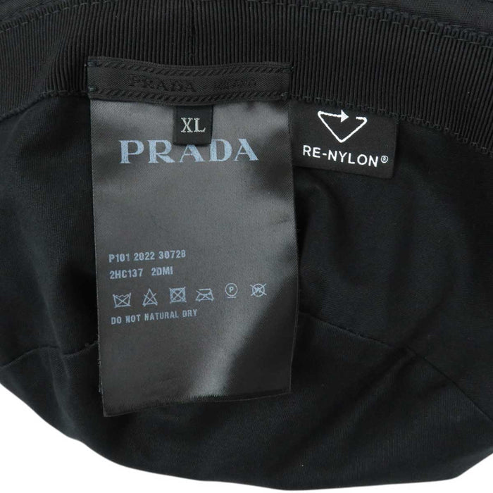 PRADA 
トライアングルロゴ リナイロン 
Re-Nylon バケットハット
