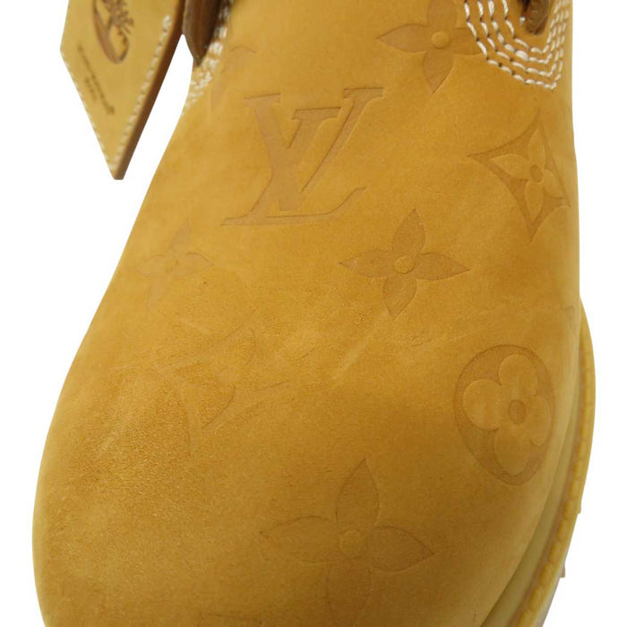 LOUIS VUITTON 
Timberland Emboss 
Timberland Collaboration 6-IN Ankle Boots 
Monogram