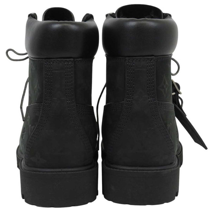 LOUIS VUITTON
LV Logo 2024 Made Timberland Suede
Timberland Collaboration Ankle Boots Monogram