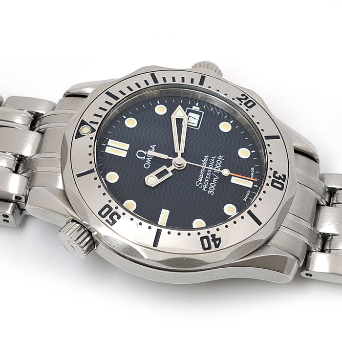 OMEGA 
シーマスター300