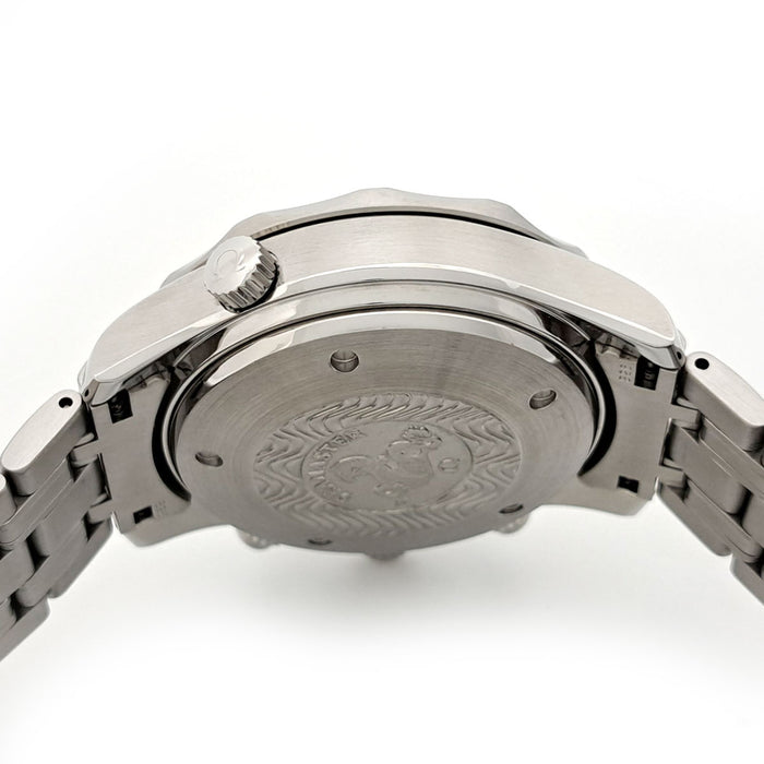 OMEGA 
Seamaster professionnel 300 chronographe 
Avec boîte et garantie