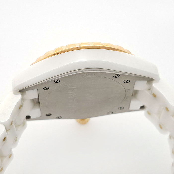CHANEL 
J12 38mm