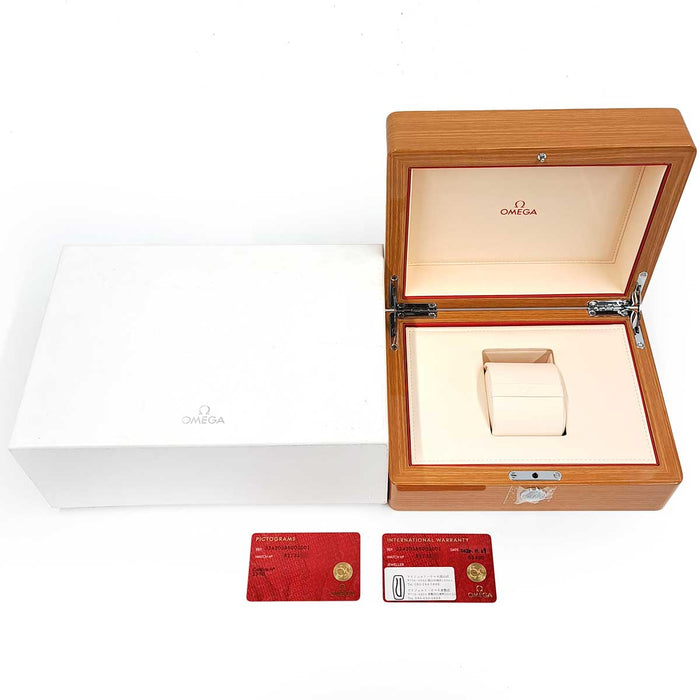 OMEGA 
Speedmaster 38 Co-Axial Cronografo 
Con scatola e garanzia