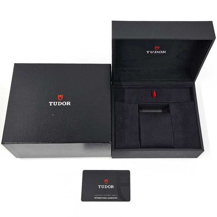 TUDOR 
ブラックベイ プロウォッチ 
箱ギャラ付