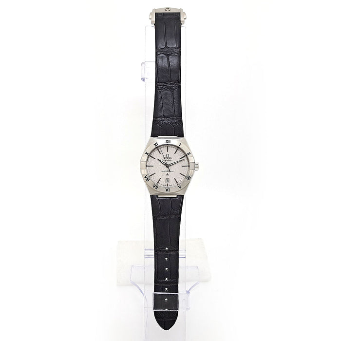 OMEGA 
Co-Axial Master Chronometer 
With Box and Warranty Card