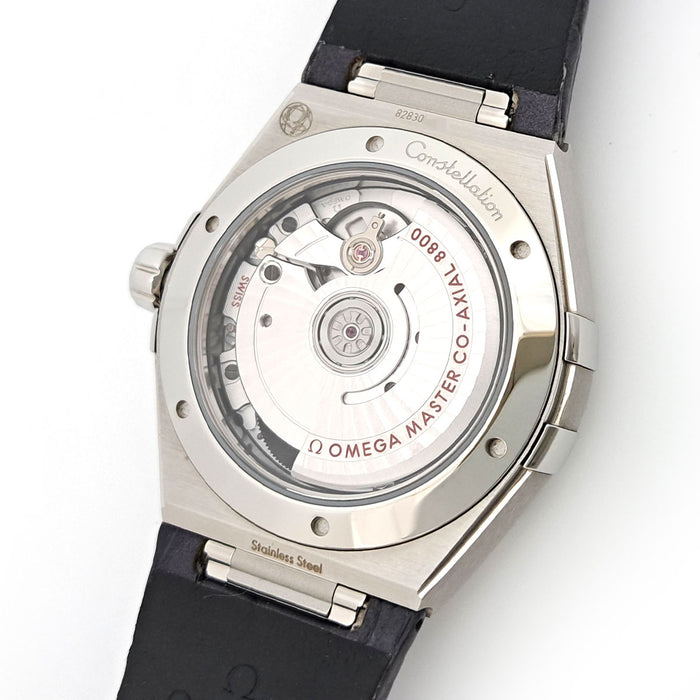 OMEGA 
Co-Axial Master Chronometer 
With Box and Warranty Card