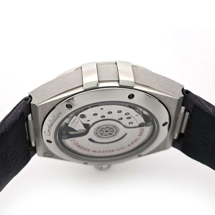 OMEGA 
Co-Axial Master Chronometer 
With Box and Warranty Card