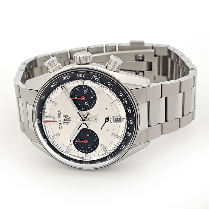 TAG HEUER
Carrera Chronograph
With Box and Warranty Card