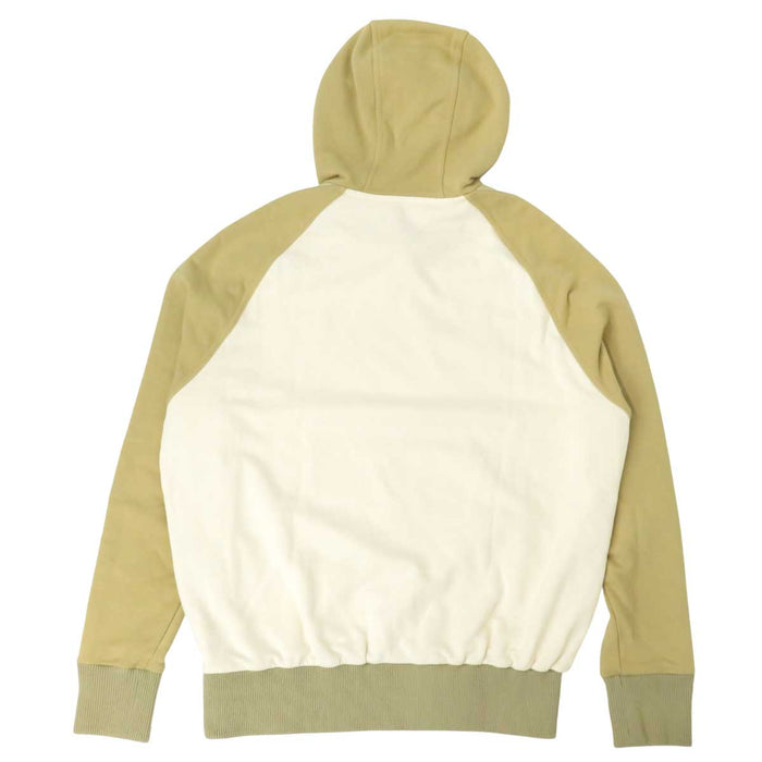 FENDI 
ズッカ FFライニング スエット 
FFロゴ スウェット ロングスリーブ フーディ