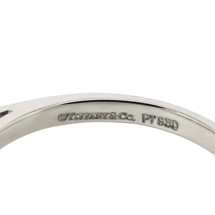 TIFFANY&Co. 
七石戒指