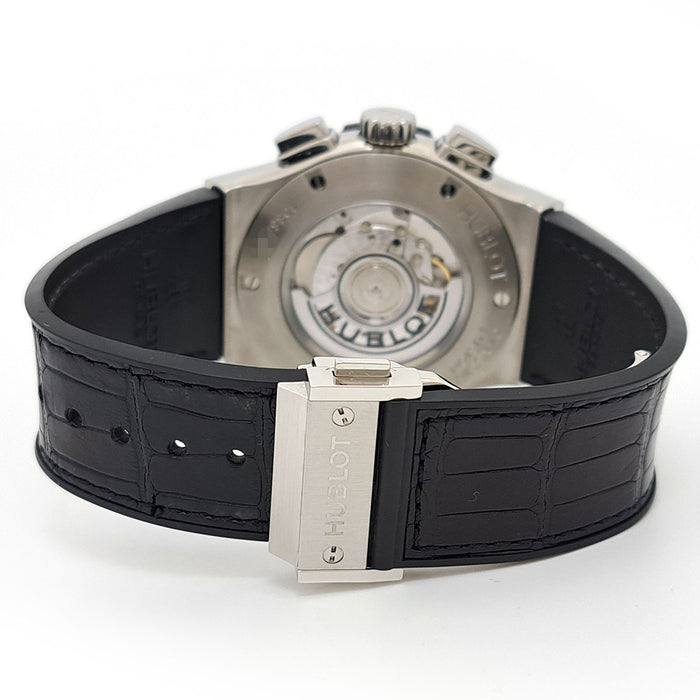 HUBLOT
Classic Fusion Aerofusion Chrono Titanium
With box and warranty card