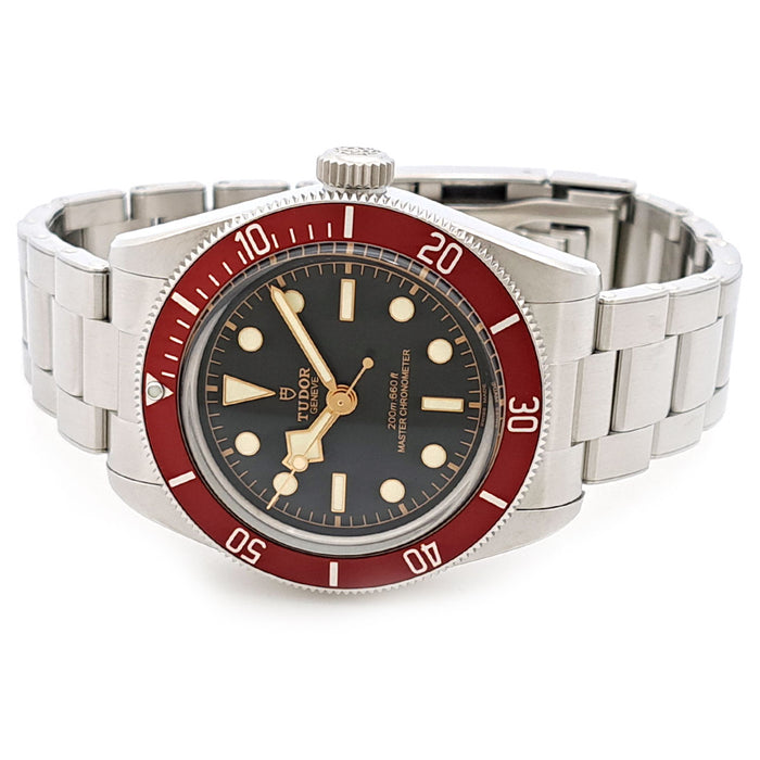TUDOR 
ブラックベイ 
箱ギャラ付