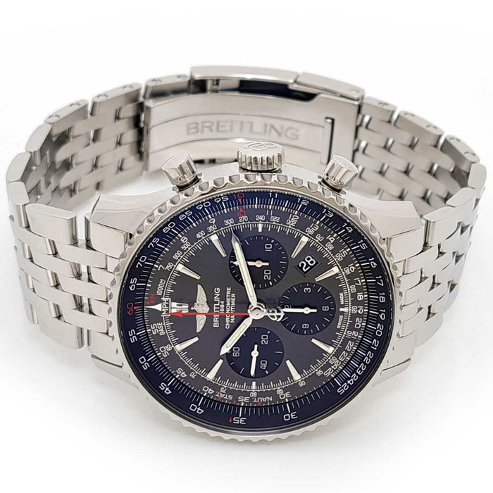 BREITLING 
ナビタイマー01 ラトラパンテ リミテッド 
箱ギャラ付