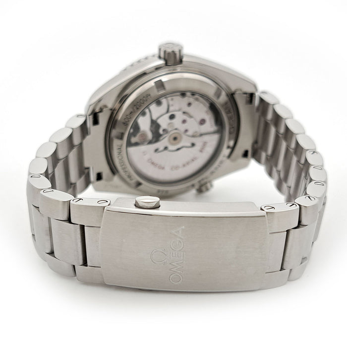 OMEGA 
シーマスター プラネットオーシャン 600M 
箱ギャラ付